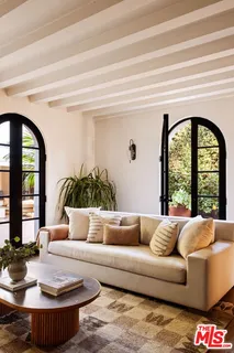 $15,000 | 6677 Maryland Drive, Los Angeles, CA 90048