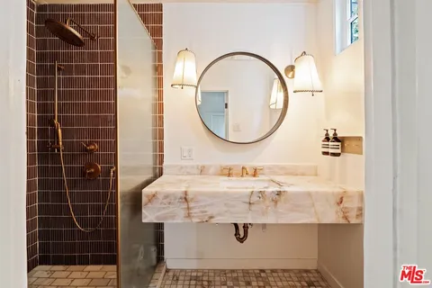 $15,000 | 6677 Maryland Drive, Los Angeles, CA 90048