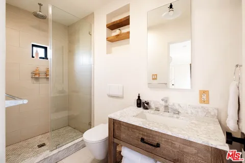 $15,000 | 6677 Maryland Drive, Los Angeles, CA 90048