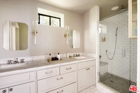 $15,000 | 6677 Maryland Drive, Los Angeles, CA 90048