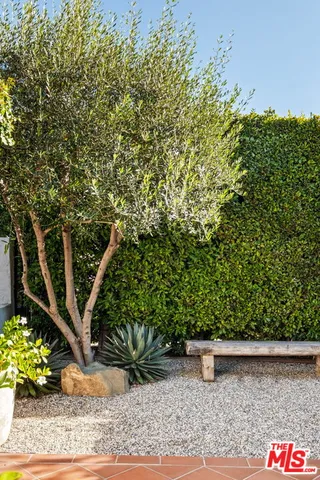 $15,000 | 6677 Maryland Drive, Los Angeles, CA 90048