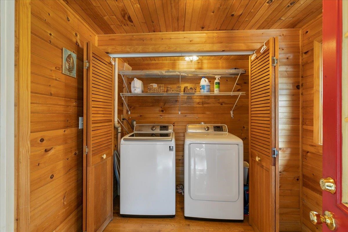 5 Dutton Road Pelham, NH 03076 - Photo 14 of 36