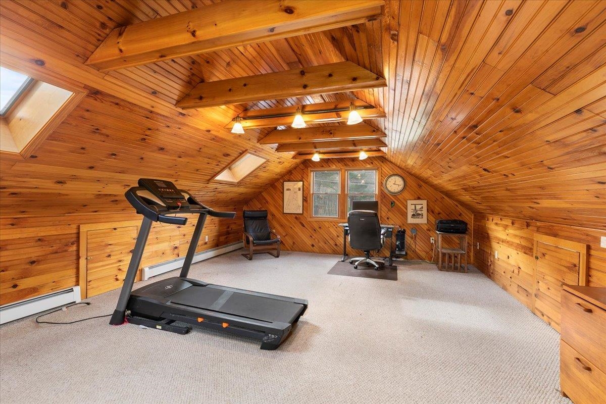 5 Dutton Road Pelham, NH 03076 - Photo 15 of 36