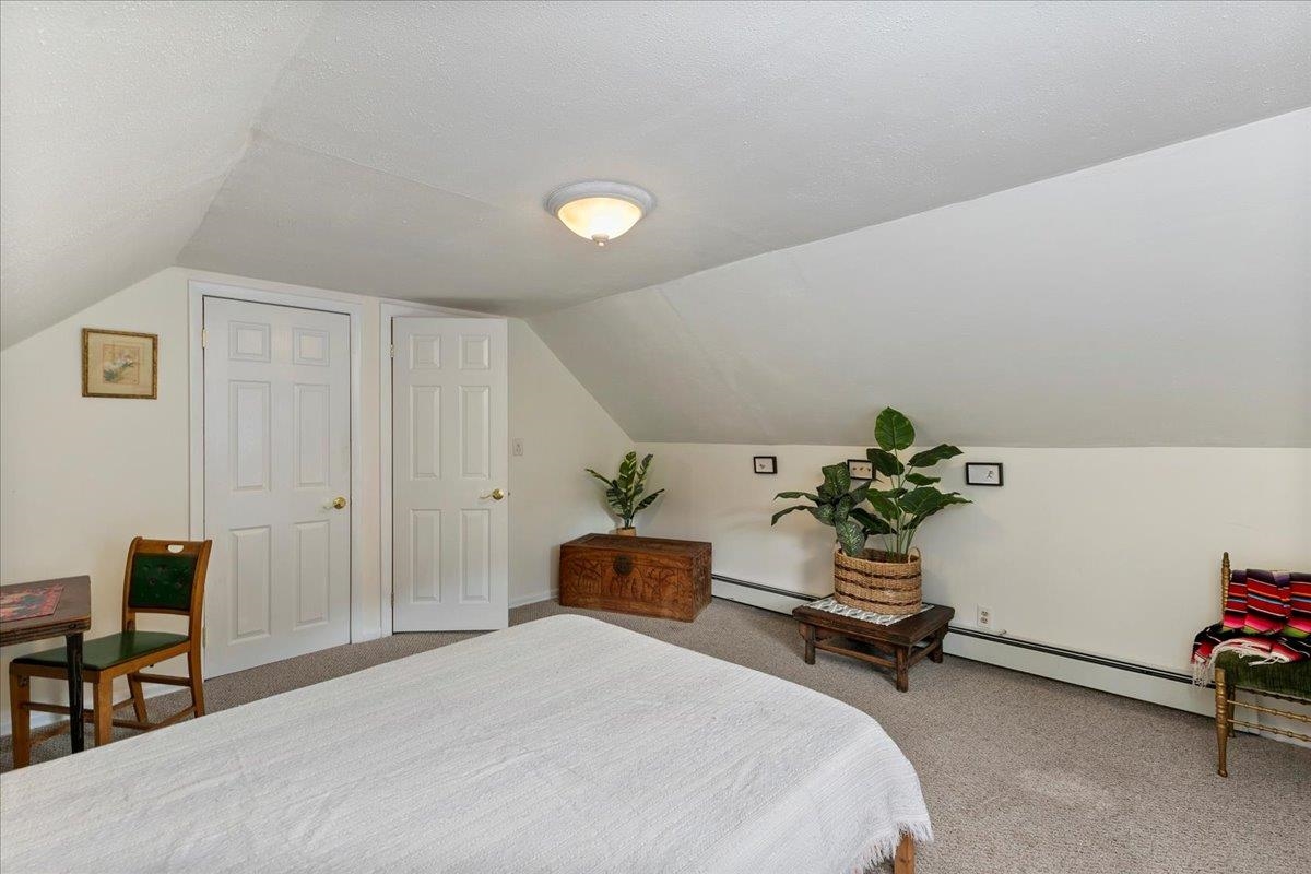 5 Dutton Road Pelham, NH 03076 - Photo 19 of 36