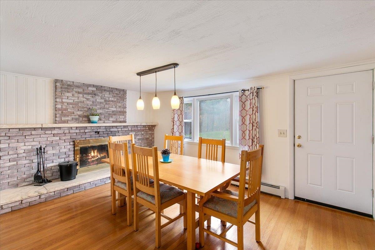 5 Dutton Road Pelham, NH 03076 - Photo 7 of 36