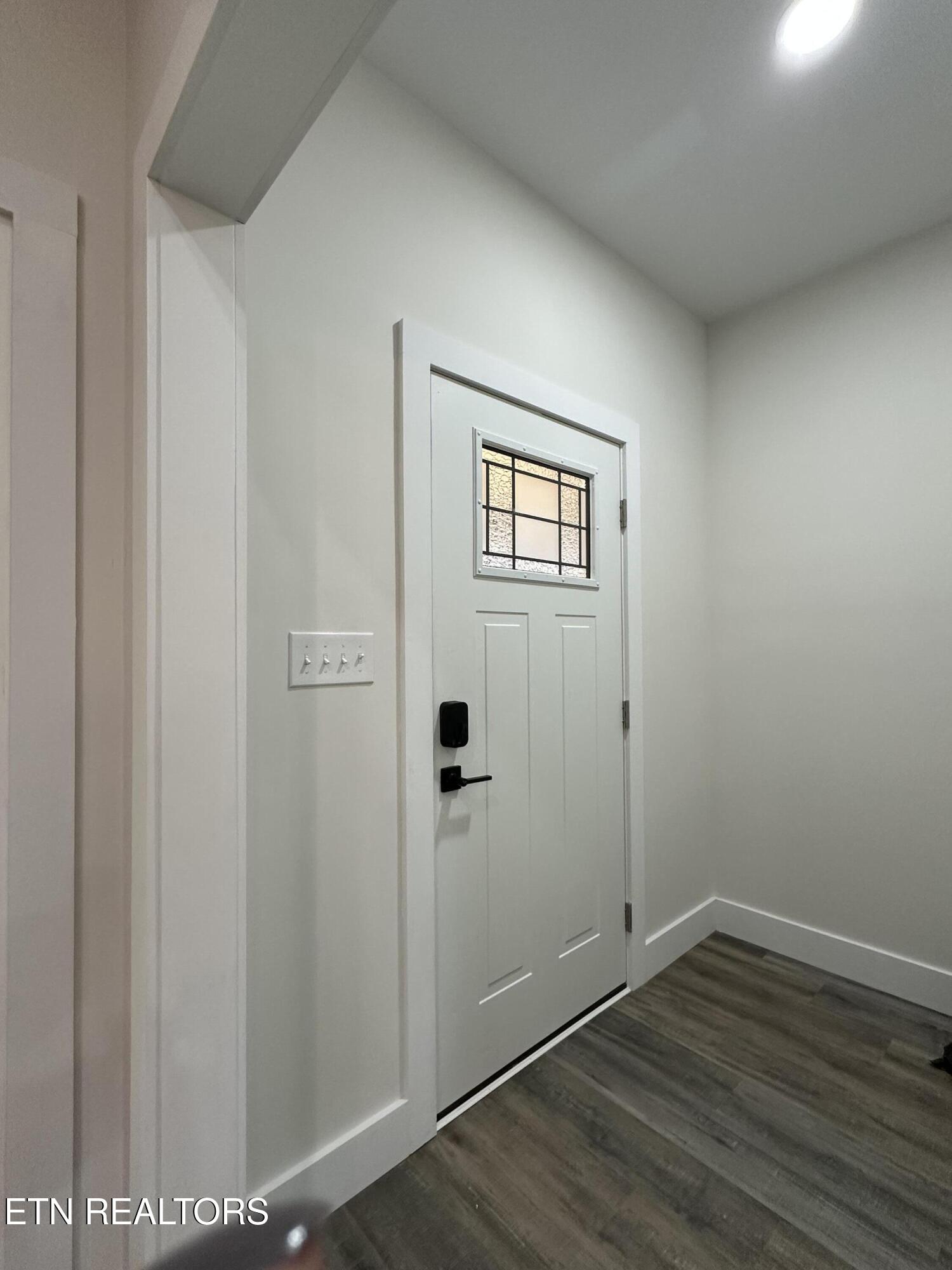 520 Ridge Road Caryville, TN 37714 - Photo 18 of 60 Back door