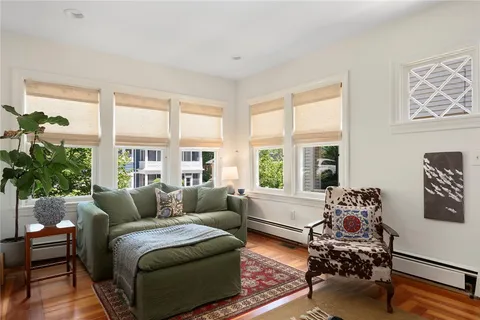 $889,000 | 229 6th Street, Providence, RI 02906