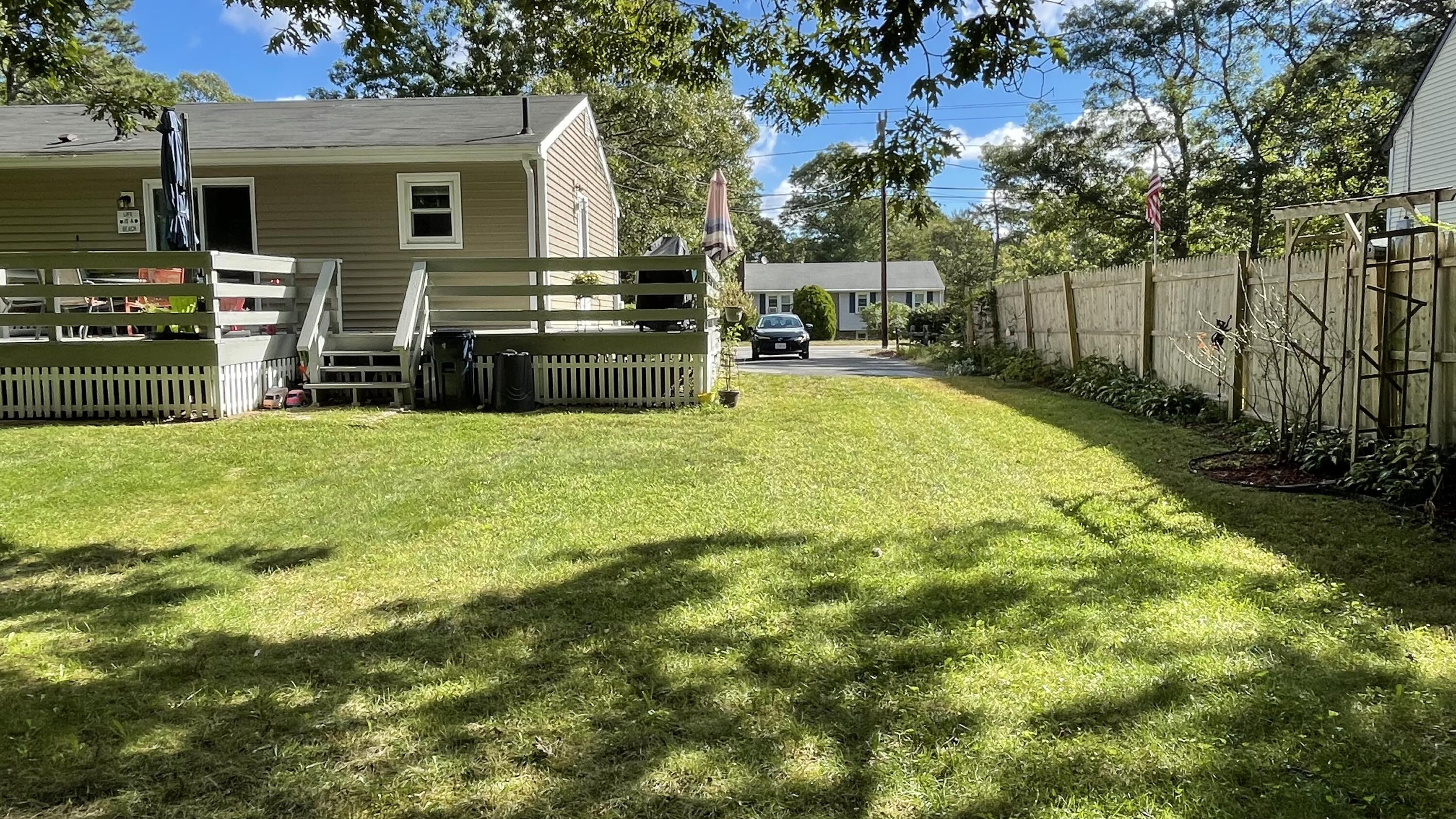 398 Cotuit Road Mashpee, MA 02649 - Photo 5 of 33 File_004