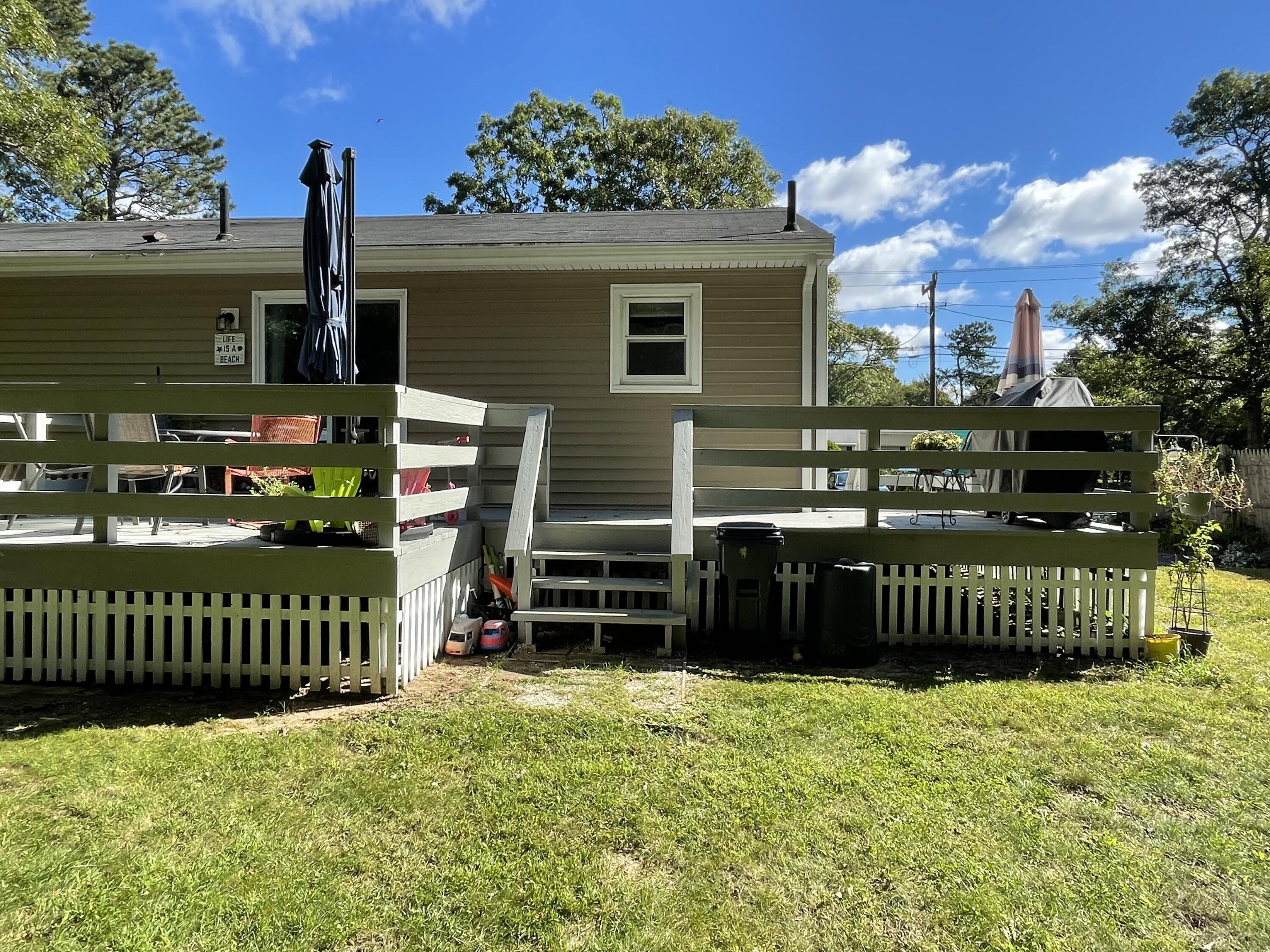 398 Cotuit Road Mashpee, MA 02649 - Photo 7 of 33 File_006