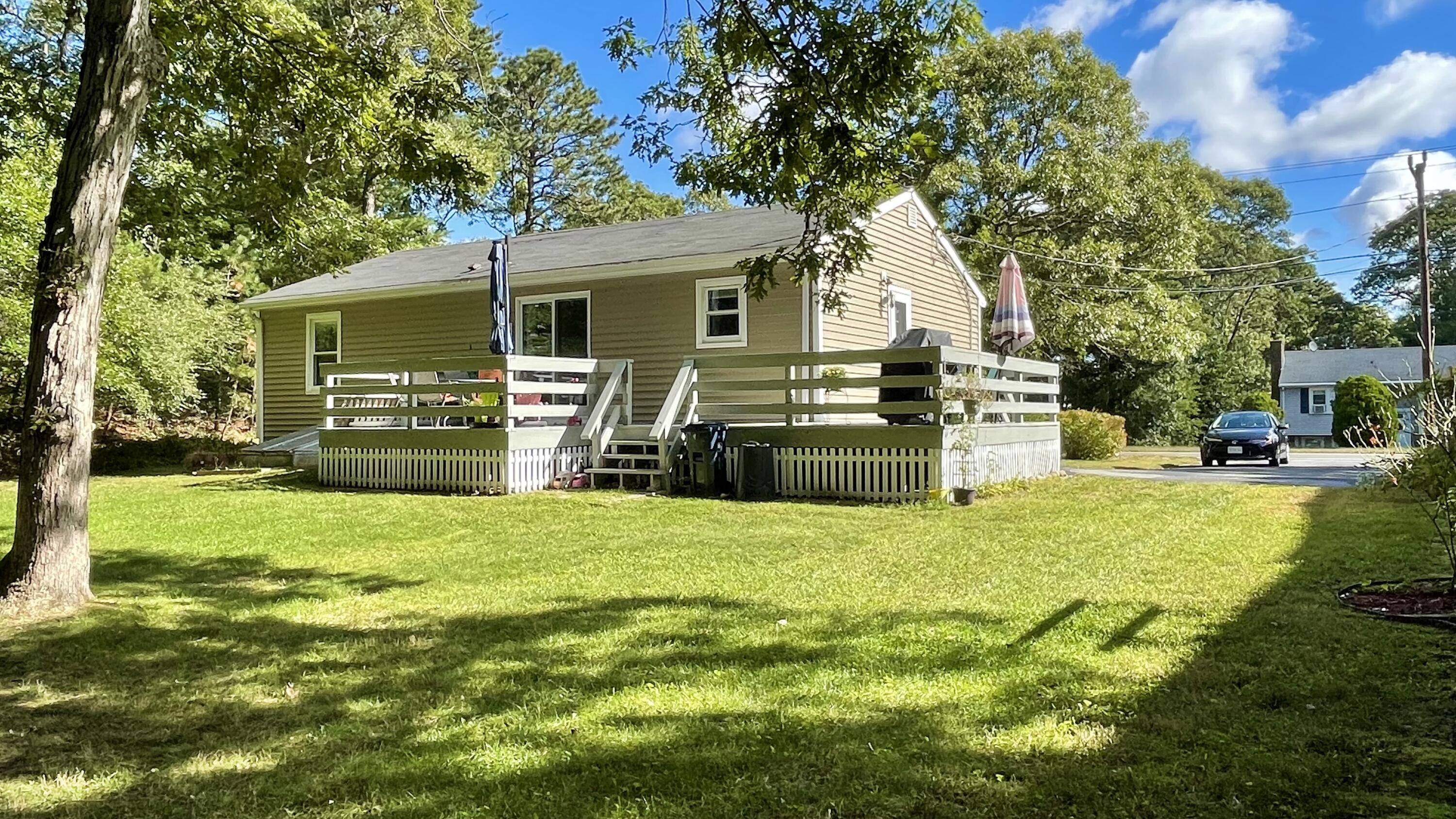 398 Cotuit Road Mashpee, MA 02649 - Photo 8 of 33 File_007