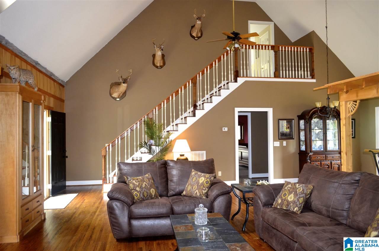 261 Hickory Valley Road Trussville, AL 35173 - Photo 5 of 50