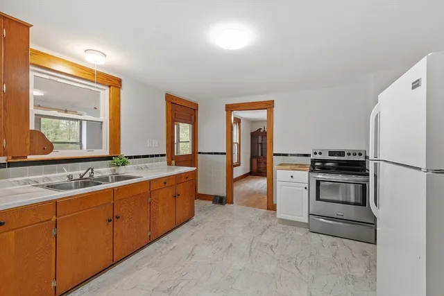 $2,800 | 4 Willard Road, Westminster, MA 01473