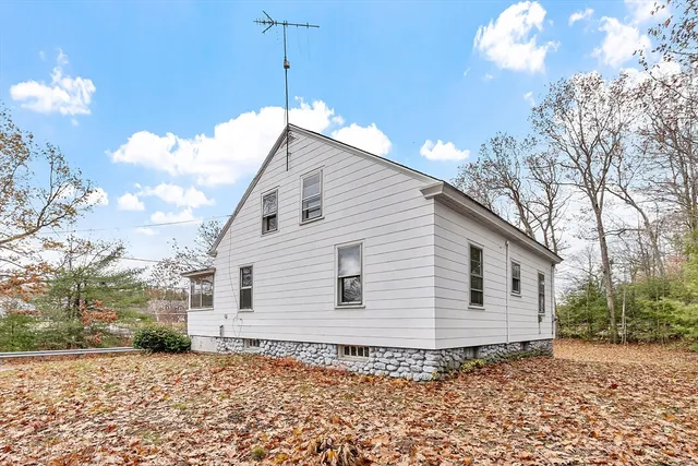 $2,800 | 4 Willard Road, Westminster, MA 01473