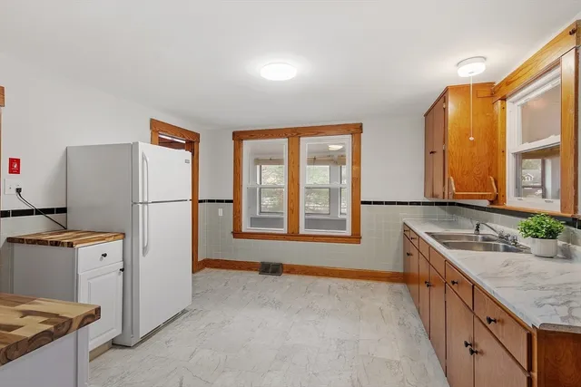 $2,800 | 4 Willard Road, Westminster, MA 01473