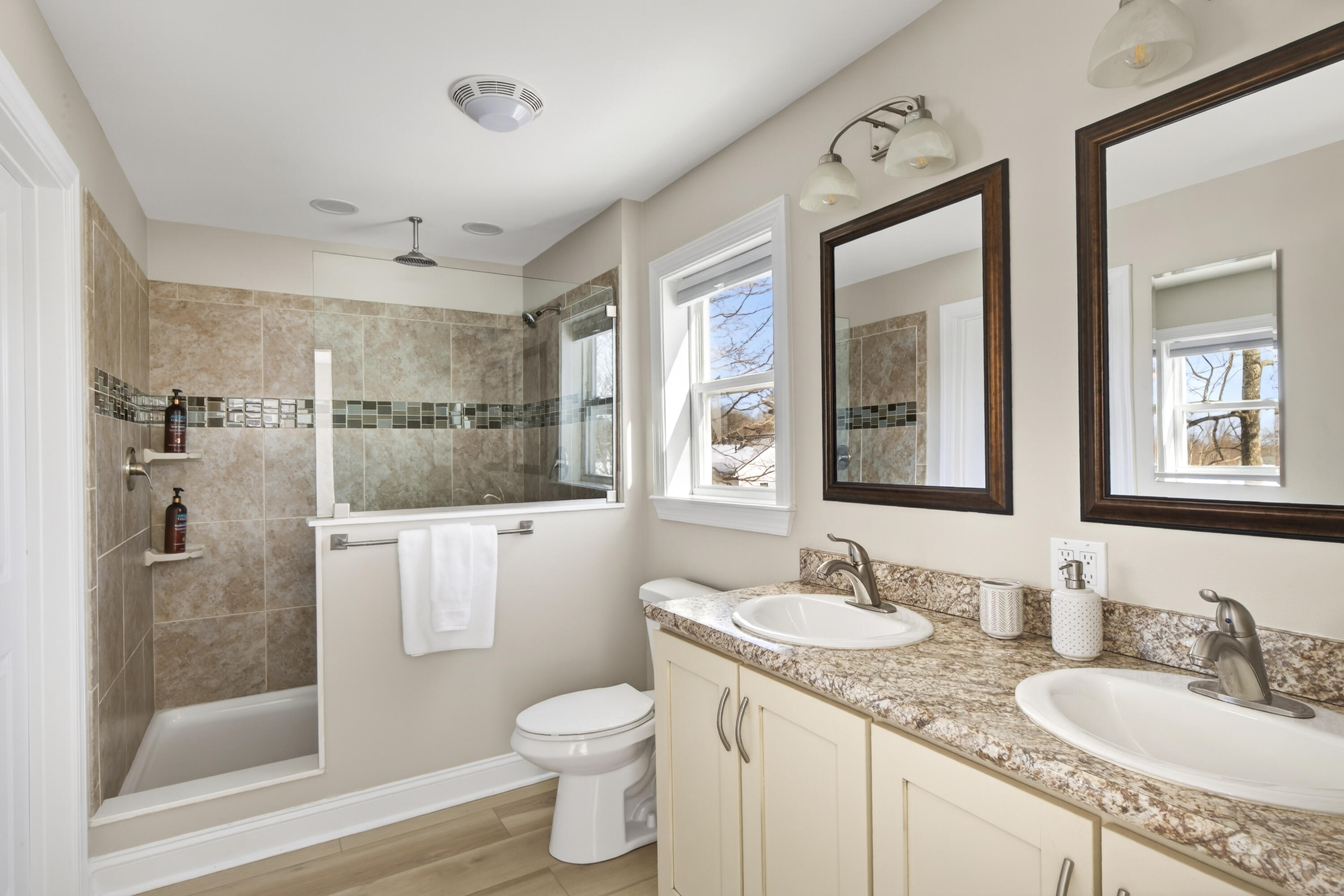 14 Beech Street Camden, ME 04843 - Photo 16 of 40 24-14BeechSt-Camden-KS
