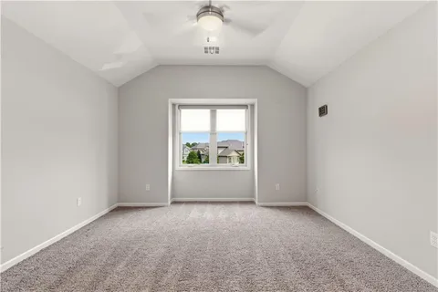 $985,000 | 9603 West 152nd Terrace, Overland Park, KS 66221