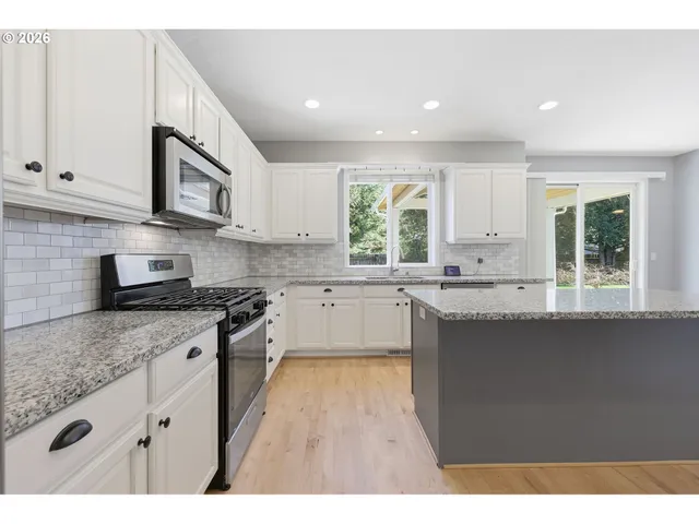 $879,000 | 15003 Northeast 2nd Avenue, Vancouver, WA 98685