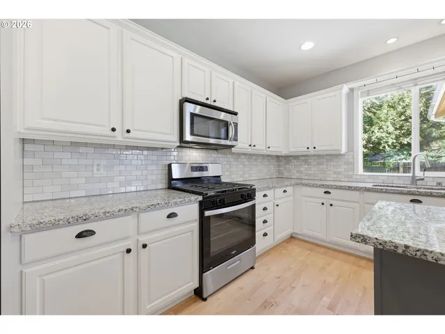 $879,000 | 15003 Northeast 2nd Avenue, Vancouver, WA 98685