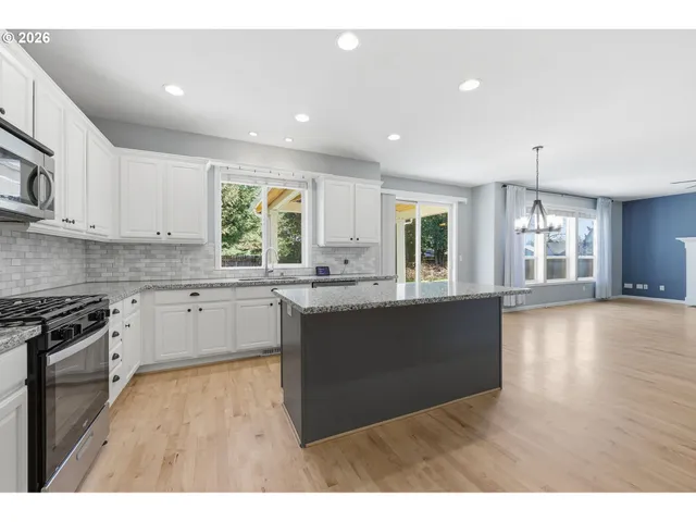 $879,000 | 15003 Northeast 2nd Avenue, Vancouver, WA 98685