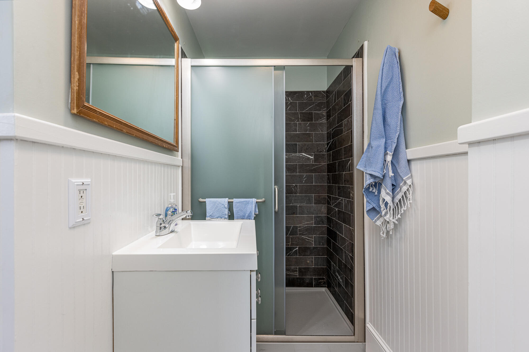 325 Spring Street, Unit 8 Portland, ME 04102 - Photo 31 of 36 325 Spring 8-4