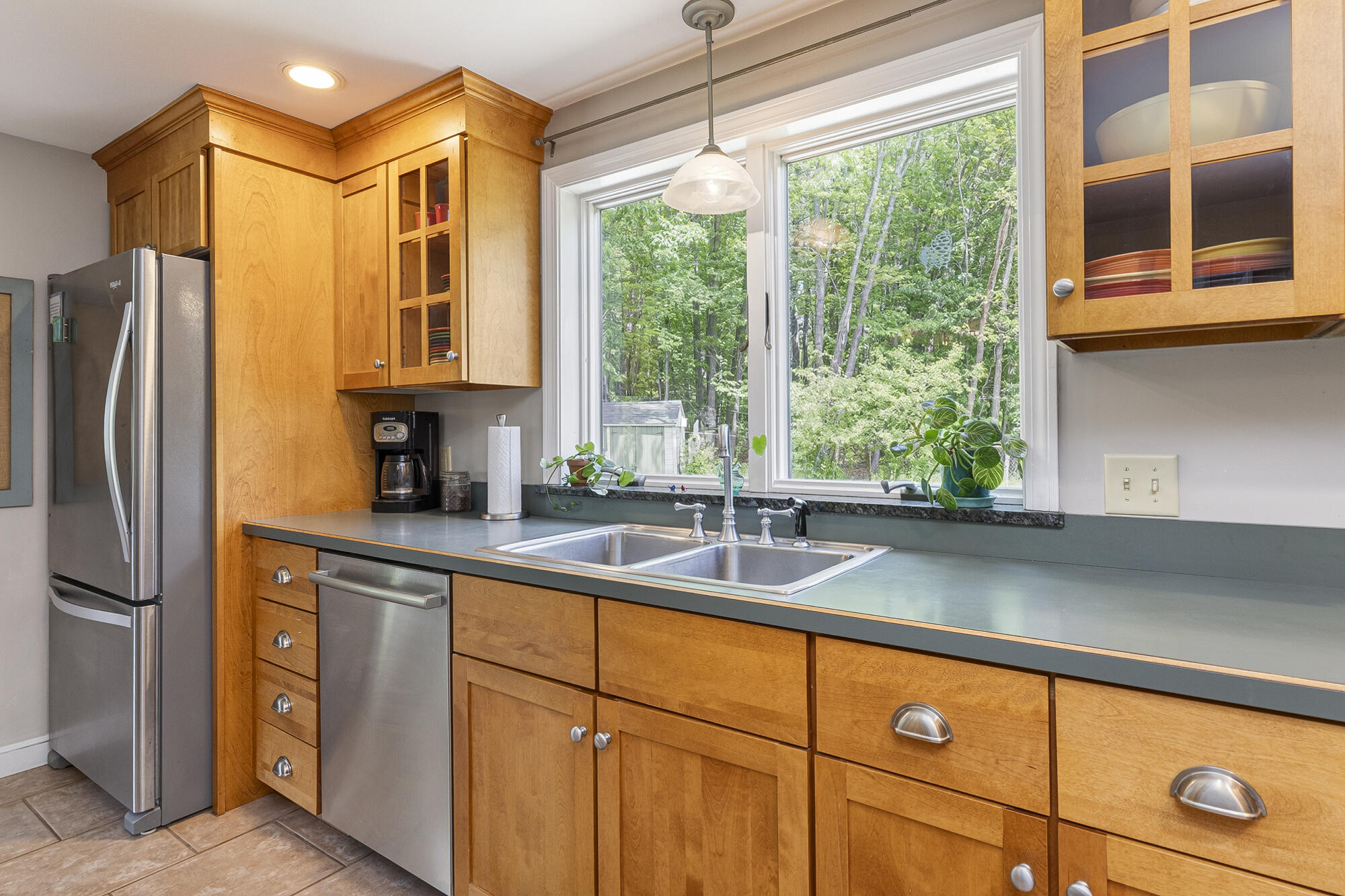381 Ludlow Street Portland, ME 04102 - Photo 11 of 47 381 Ludlow_W5_09