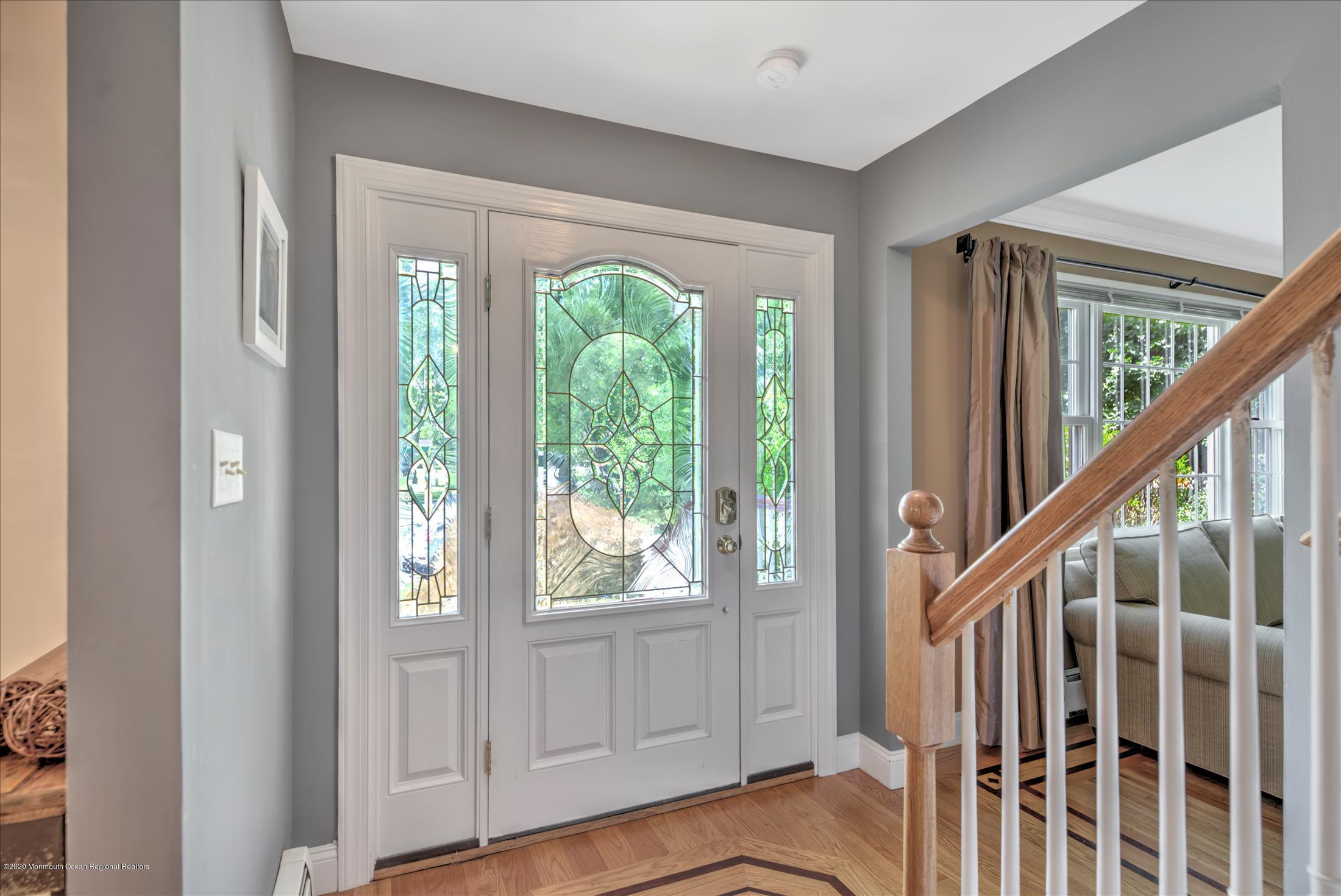 9 Ruddy Court Little Silver, NJ 07739 - Photo 3 of 35 FOYER