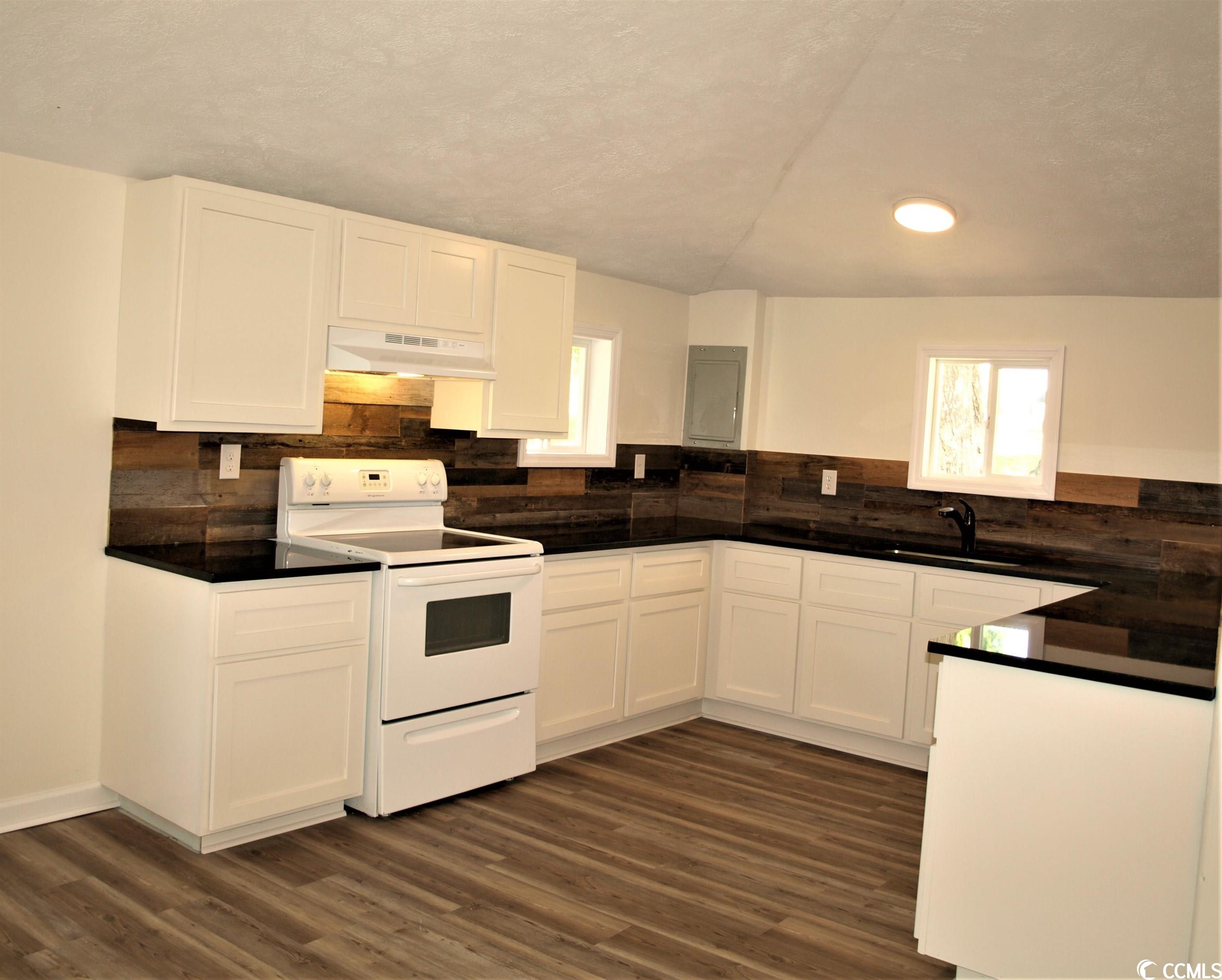 1451 Outlook Road Galivants Ferry, SC 29544 - Photo 11 of 26 Gallery Image 11