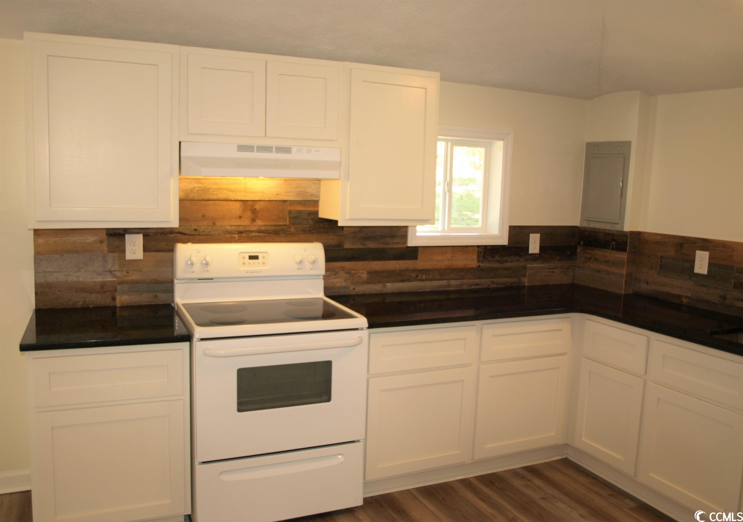 1451 Outlook Road Galivants Ferry, SC 29544 - Photo 10 of 26 Gallery Image 10