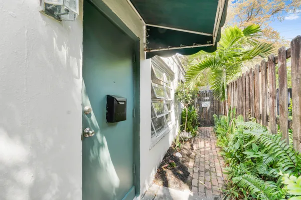 $1,800 | 1217 Southeast 1st Street, Fort Lauderdale, FL 33301