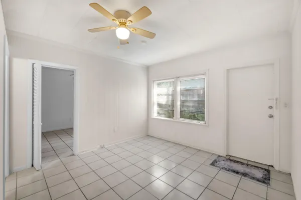 $1,800 | 1217 Southeast 1st Street, Fort Lauderdale, FL 33301