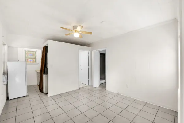 $1,800 | 1217 Southeast 1st Street, Fort Lauderdale, FL 33301