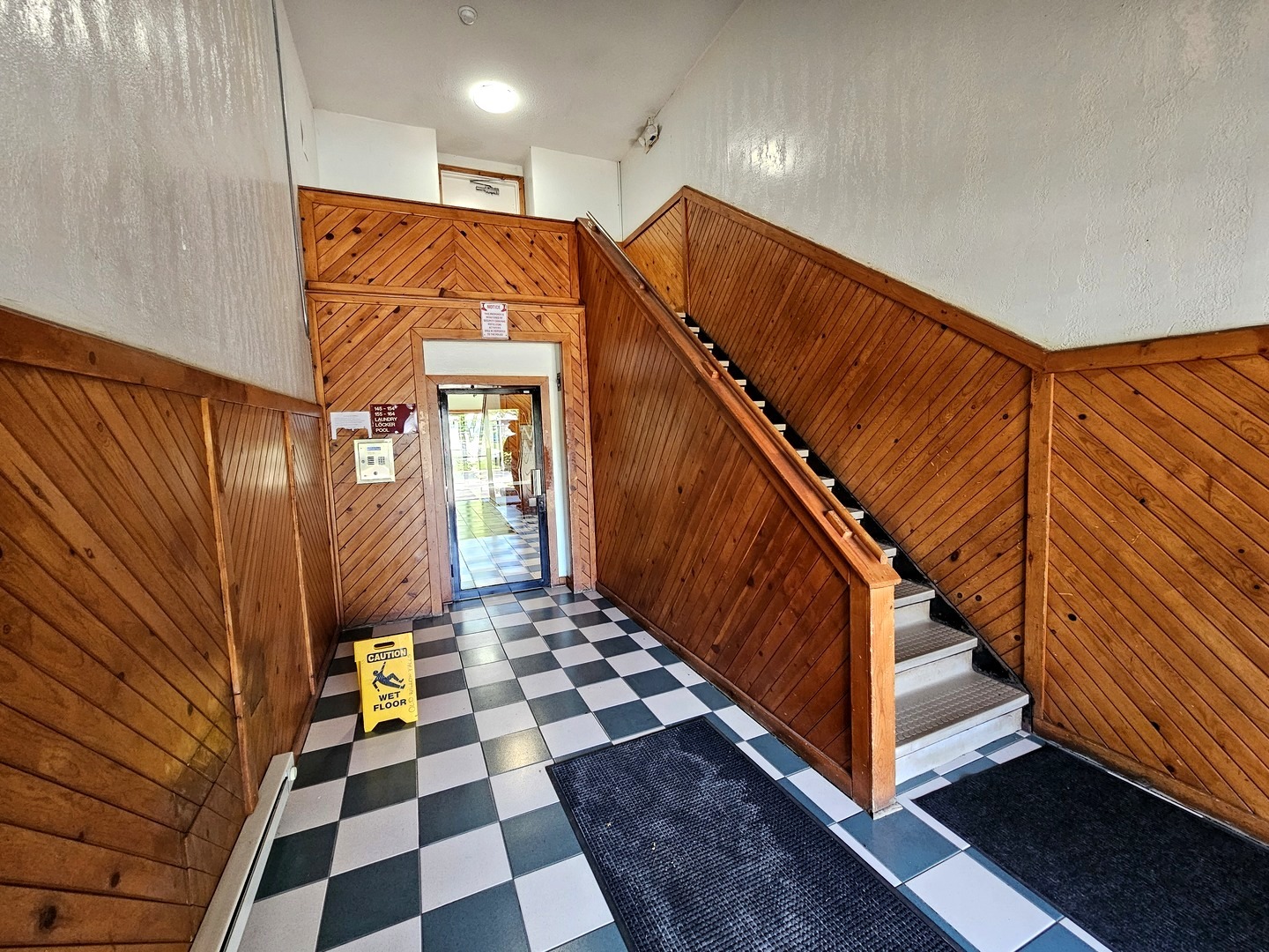 870 East Old Willow Road, Unit 259 Prospect Heights, IL 60070 - Photo 3 of 36