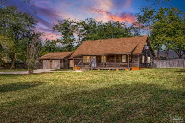 $289,000 | 4960 Hyatt Lane, Pace, FL 32571