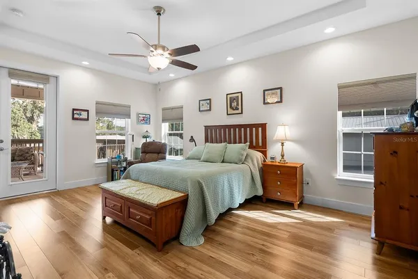 $899,000 | 8449 Lilly Lake Road, Melrose, FL 32666