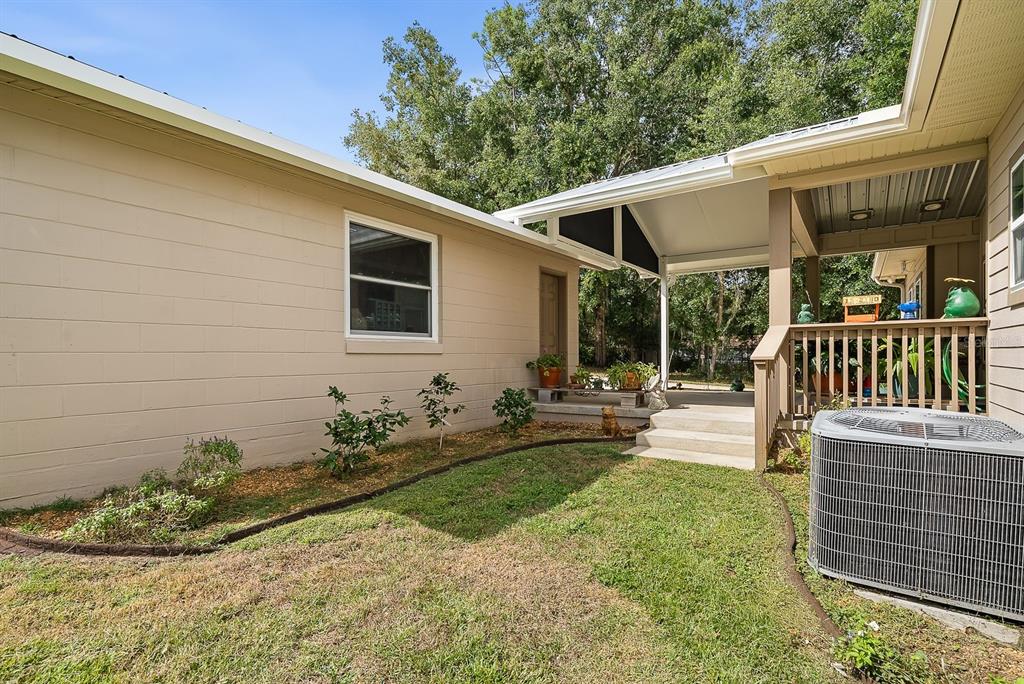 8449 Lilly Lake Road Melrose, FL 32666 - Photo 36 of 44