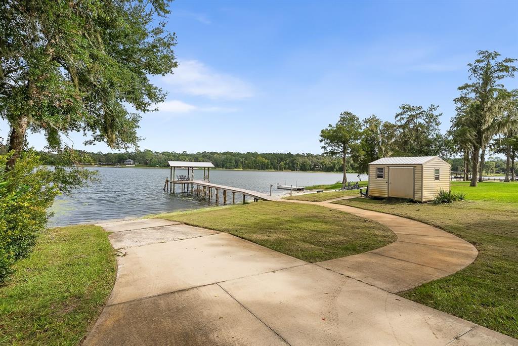 8449 Lilly Lake Road Melrose, FL 32666 - Photo 4 of 44