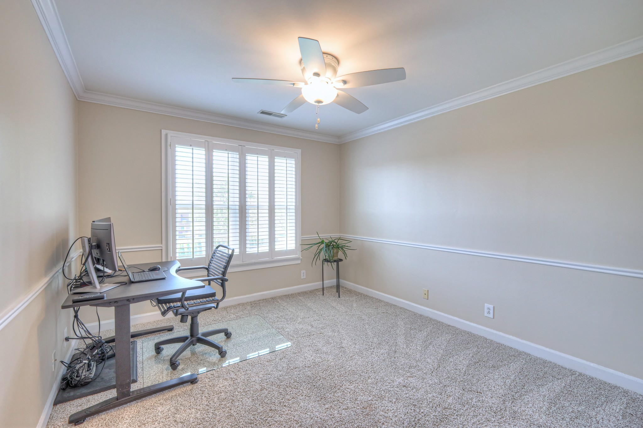 305 Eiderdown Court Franklin, TN 37064 - Photo 14 of 31 a view of a livingroom with workspace and a window