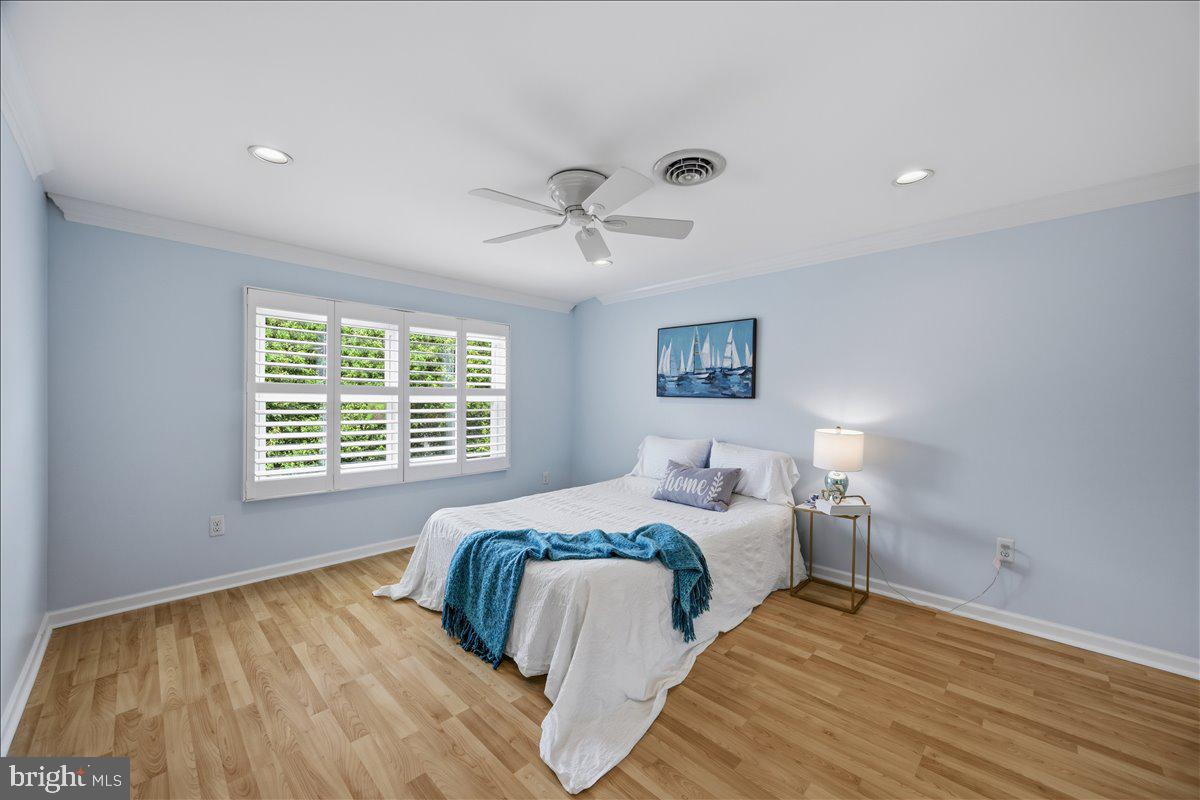 12127 Long Ridge Lane Bowie, MD 20715 - Photo 37 of 46 Bedroom 3 of 3 on upper level. Generous in size