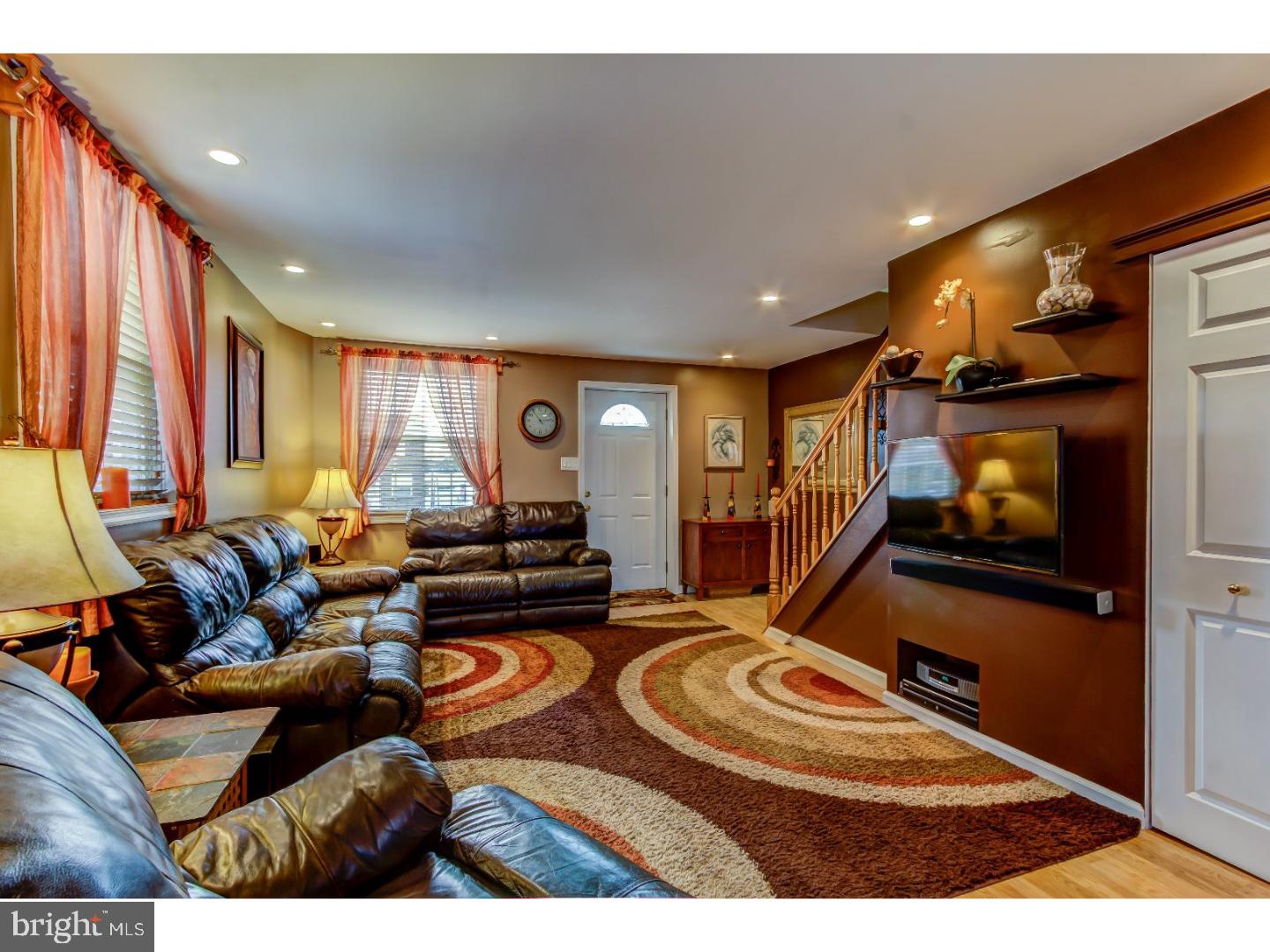 214 Lynn Road Ridley Park, PA 19078 - Photo 3 of 19 Gallery Image 3