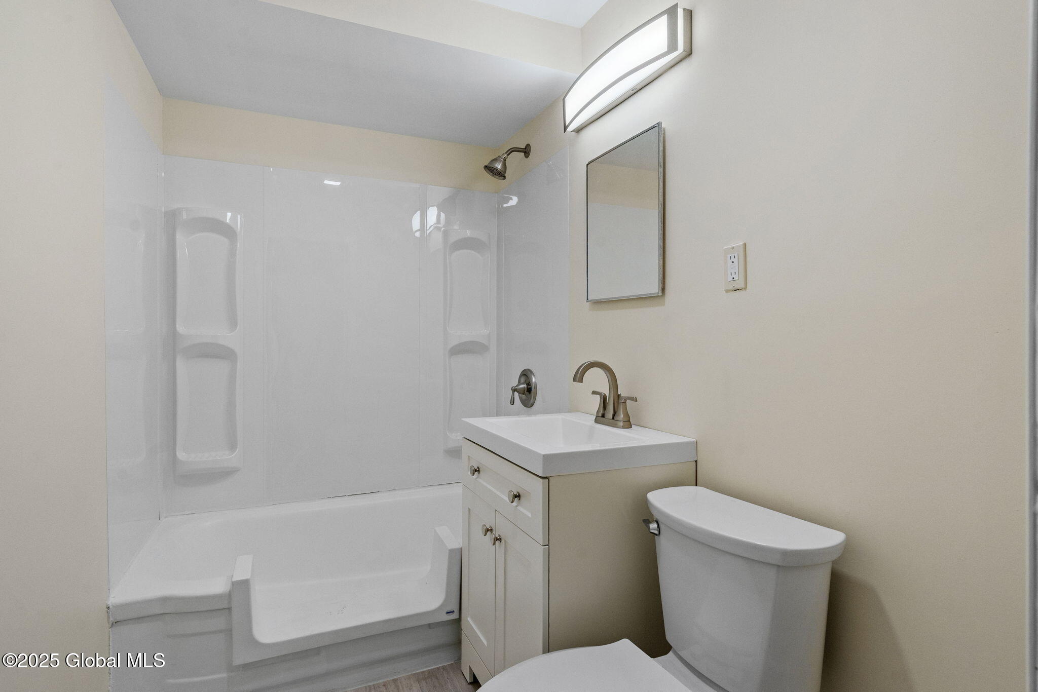 1184 Outer Drive Schenectady, NY 12303 - Photo 18 of 46 22-web-or-mls-1184-outer-dr