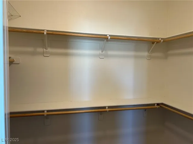 $2,295 | 1070 Bobby Basin Avenue, Henderson, NV 89014