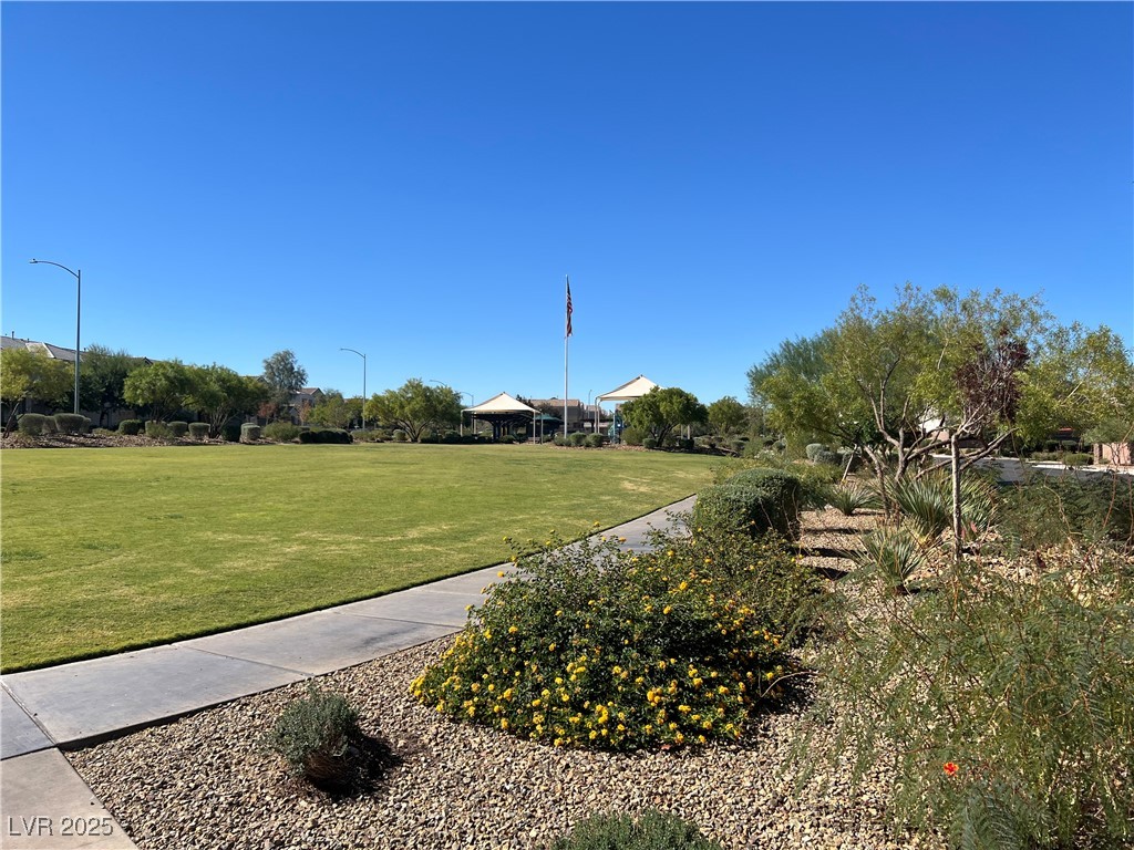 1070 Bobby Basin Avenue Henderson, NV 89014 - Photo 23 of 23 View of community park