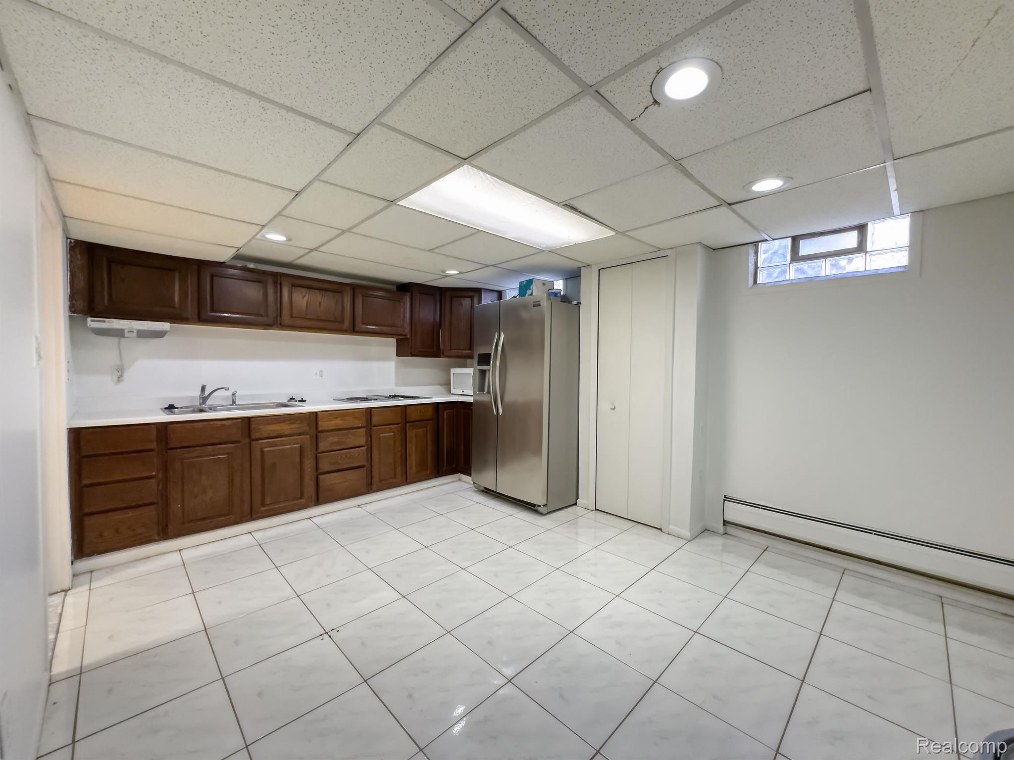 723 Foxhall Road Bloomfield Hills, MI 48304 - Photo 29 of 37 Gallery Image 29