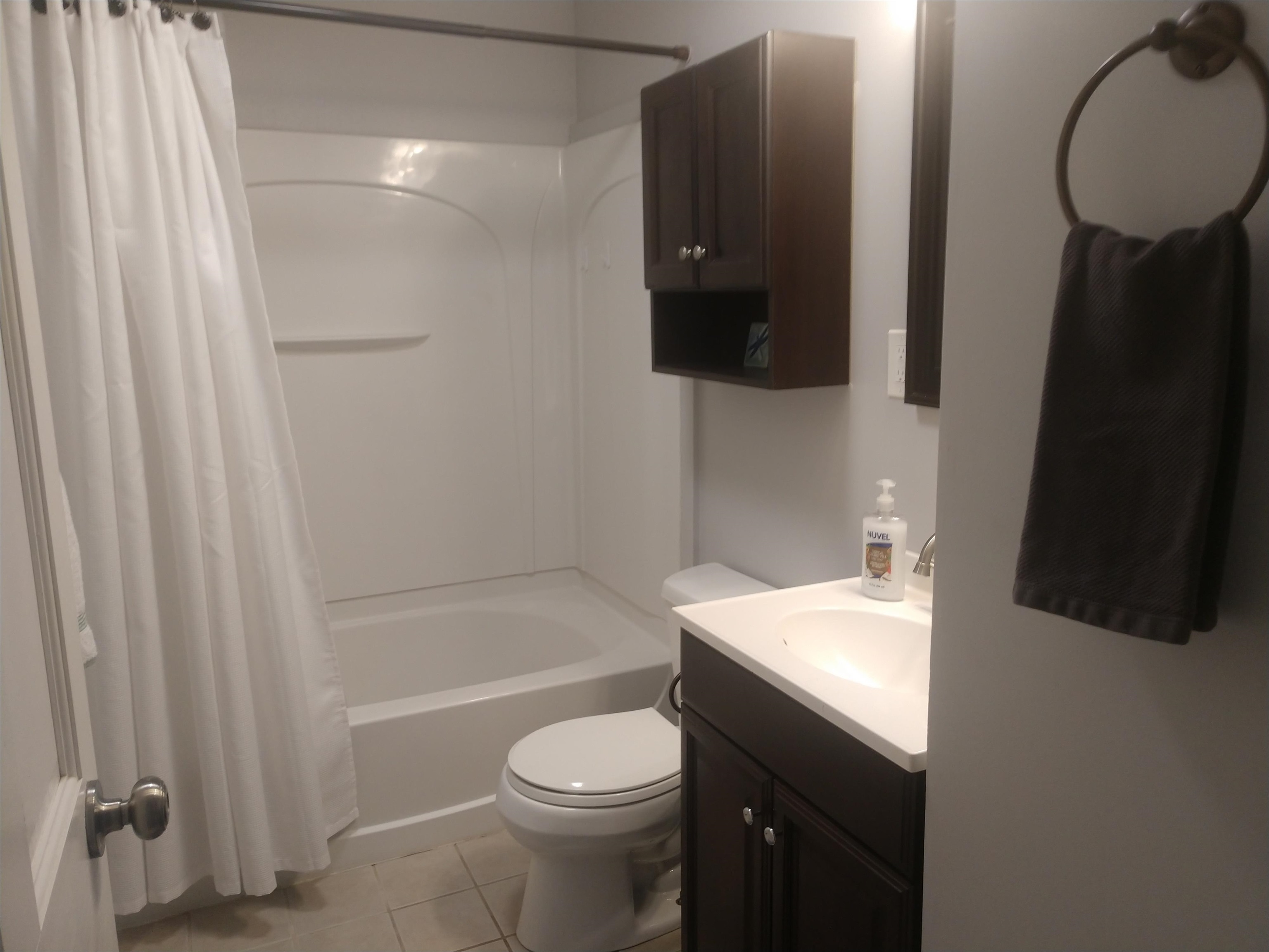 5 Robin Road Derry, NH 03038 - Photo 14 of 32