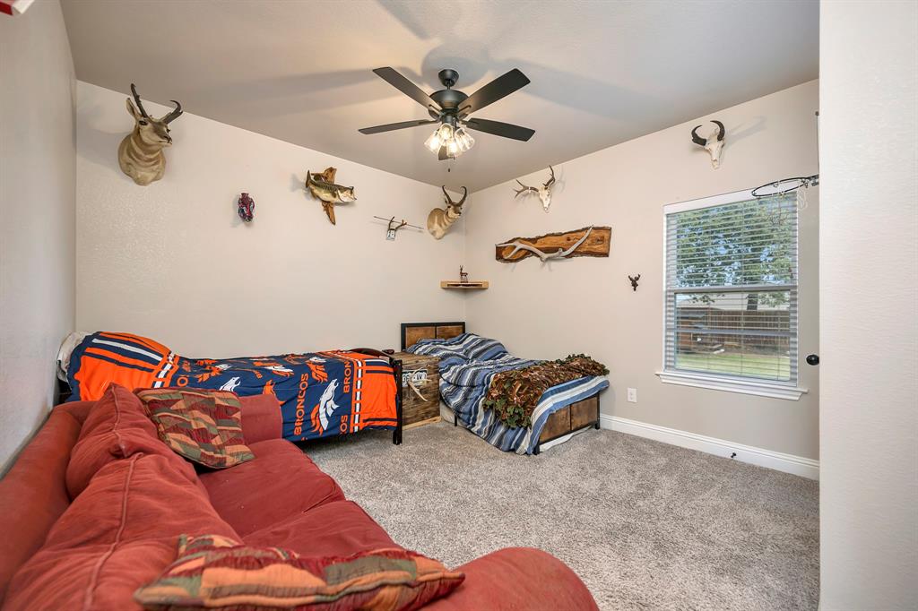 917 East 3rd Street Springtown, TX 76082 - Photo 26 of 32 Bedroom 4