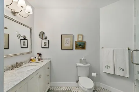 $325,000 | 325 East Paces Ferry Road Northeast, Unit 1206, Atlanta, GA 30305