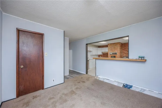 $114,999 | 425 East 5th Street, Cherryvale, KS 67335