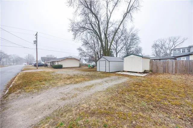 $114,999 | 425 East 5th Street, Cherryvale, KS 67335