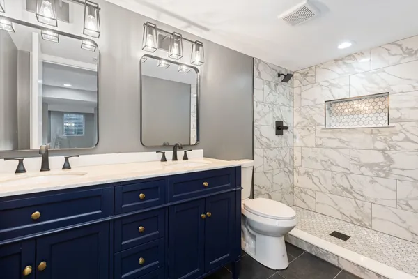 $345,000 | 222 South Midland Avenue, Joliet, IL 60436