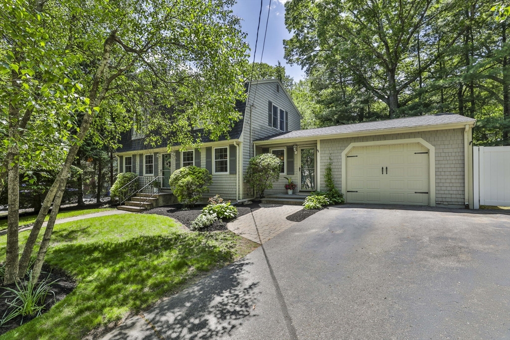 1 Columbine Road Milton, MA 02186 - Photo 1 of 37 Gallery Image 1